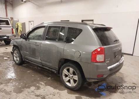 2013 Jeep Compass Sport/North z USA, uszkodzony, nr VIN 1C4NJDAB6DD180786